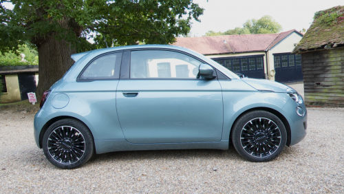 FIAT 500 ELECTRIC HATCHBACK SPECIAL EDITIONS 70kW Red 24kWh 3dr Auto view 9